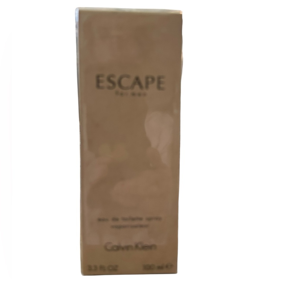 Calvin Klein Escape Eau de Toilette for Men - Tan